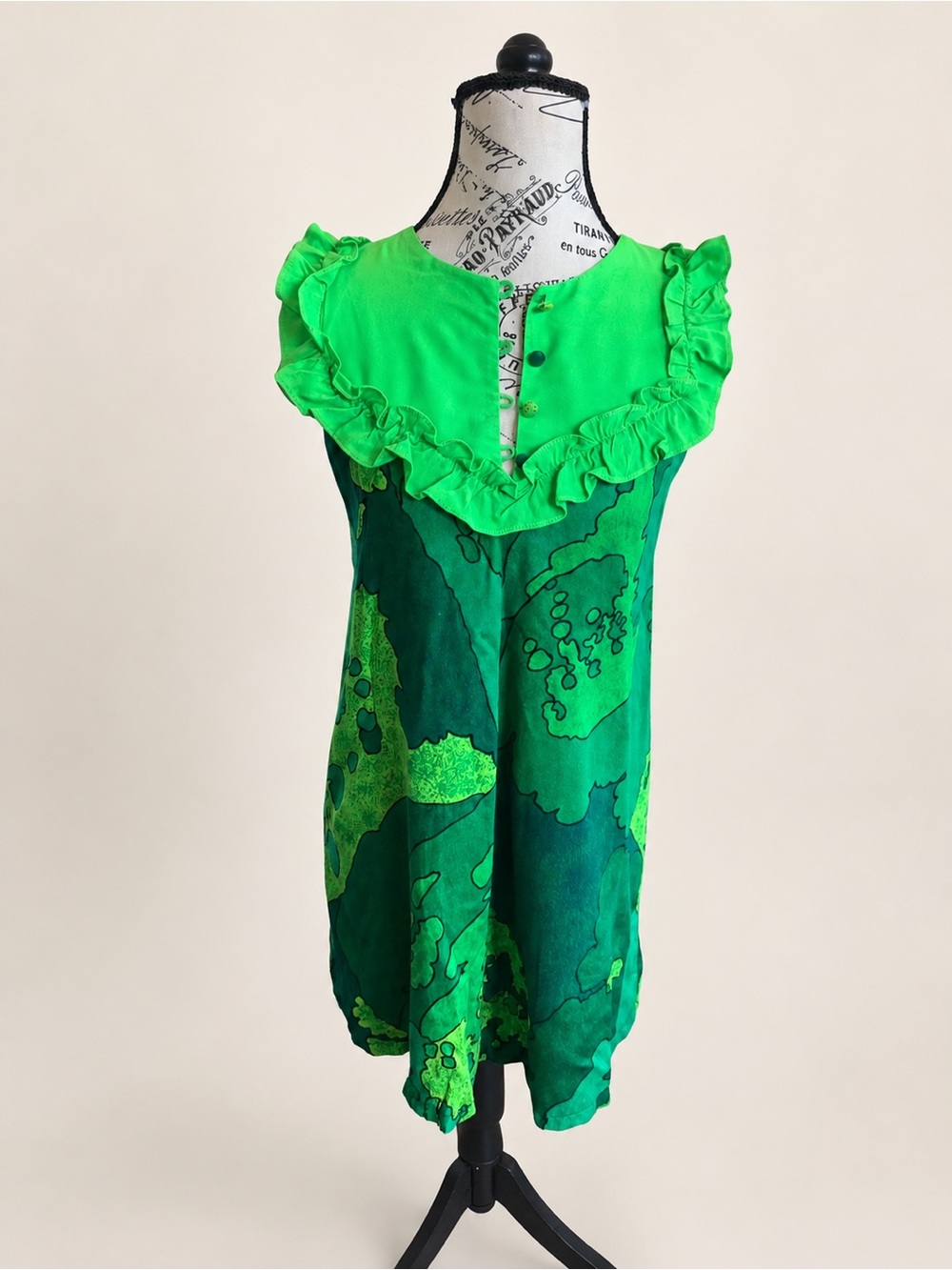 Vintage 60s Liberty House Lila Honolulu Neon Green Hawaiian Mod Mini Shift Dress
